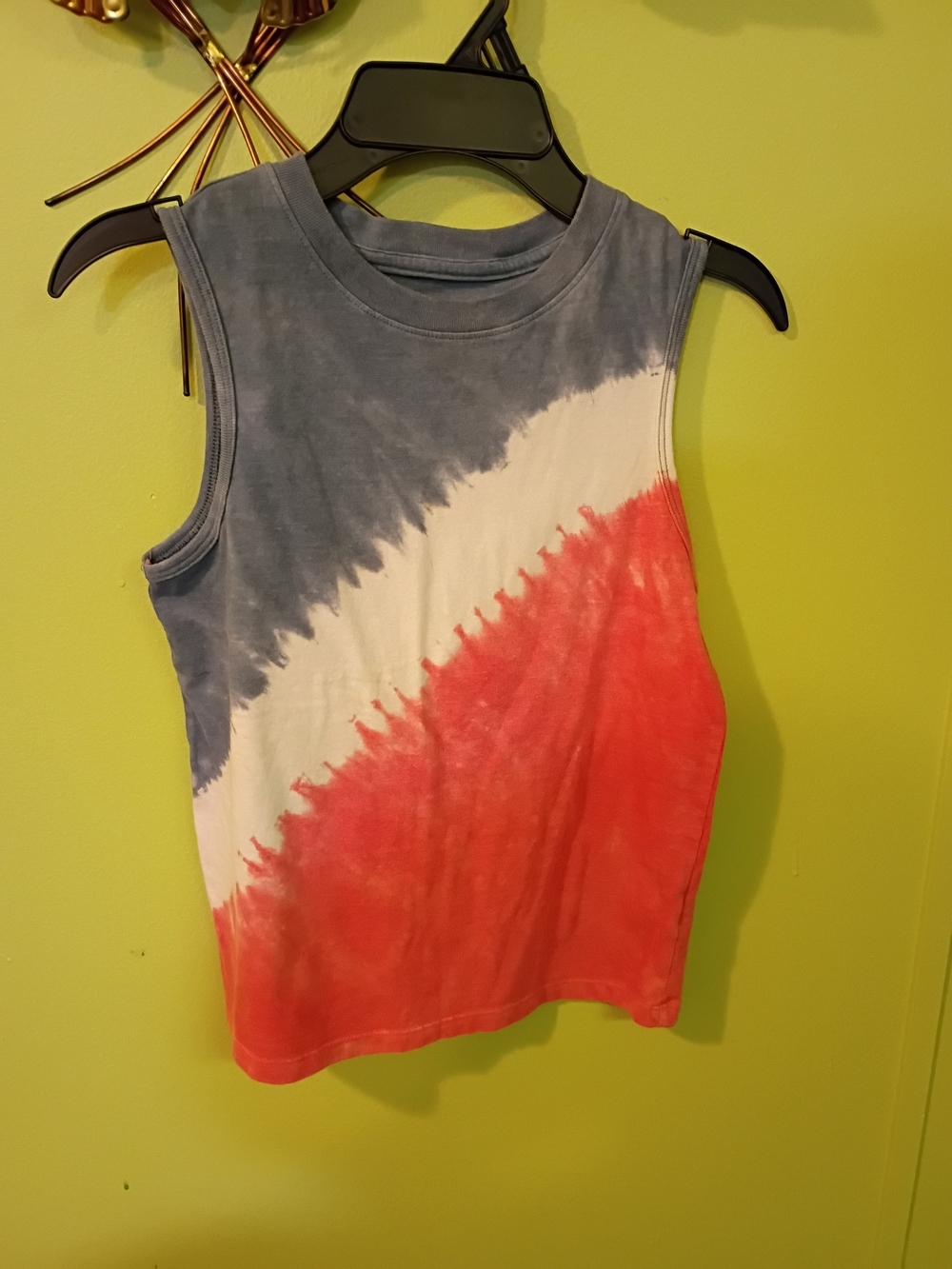 Boys Size 6/7 Cat & Jack Blue, White & Red Tie-Dye Sleeveless Tank